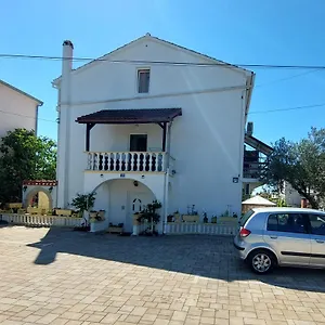 3* Pensión Vilma